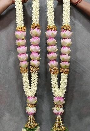 Garlands for reception